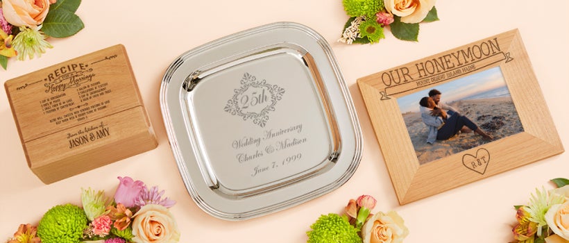 Anniversary Gifts Online - Wedding Gift Hampers & Boxes For
