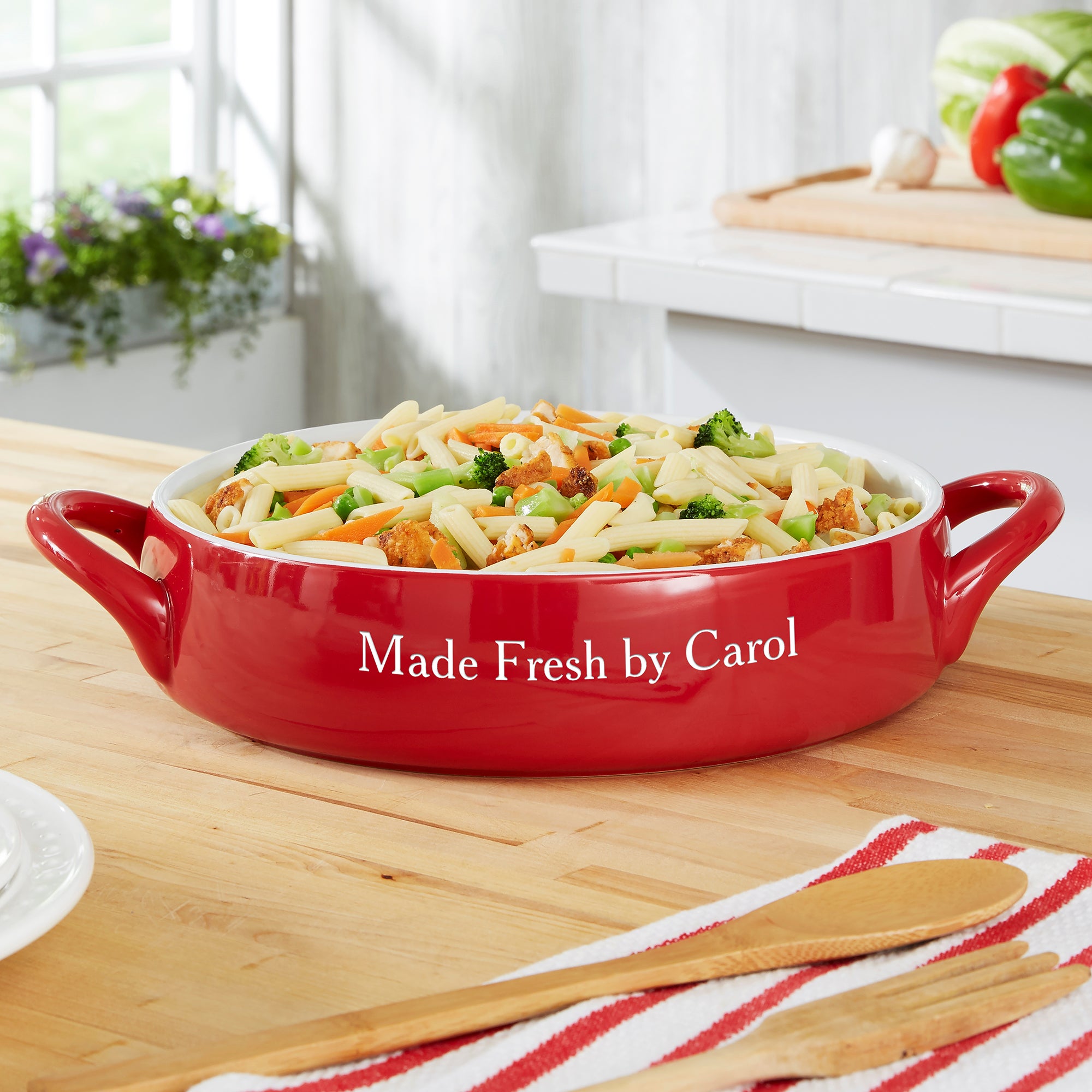 19502 - Personalized Classic Red Round Baking Dish