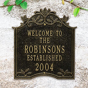 Personalized Outdoor Welcome Plaque - Hedra