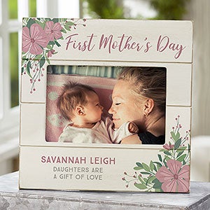 10 First Mother's Day Gift Ideas for New Moms