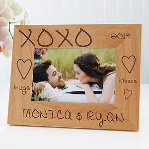 Personalized Wood Photo Frames - Hugs and Kisses Design - 4x6