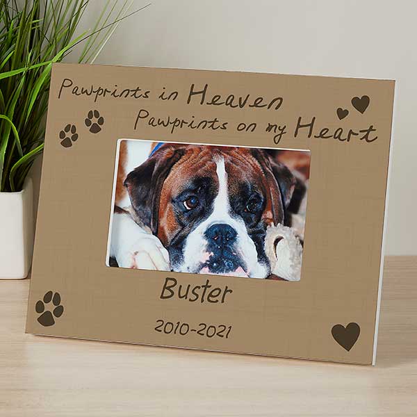 Pet Memorial Display Case with 5x7 Photo Print and Custom