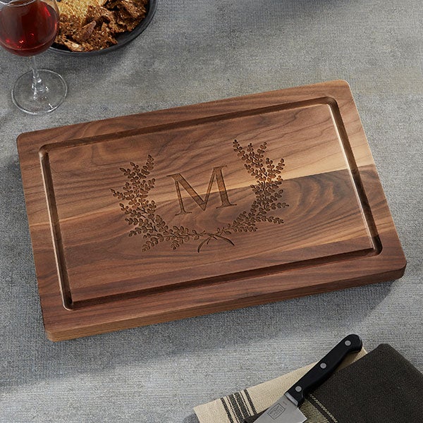 Classic Maple Wood Cutting Board with Handle