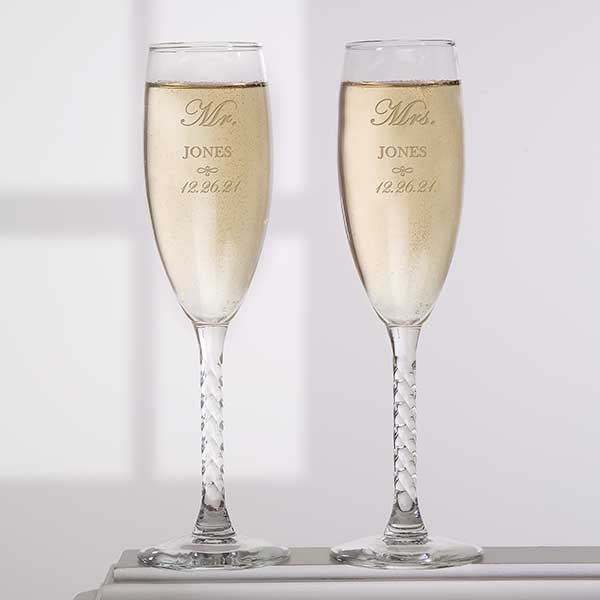 personalised mr and mrs champagne glasses