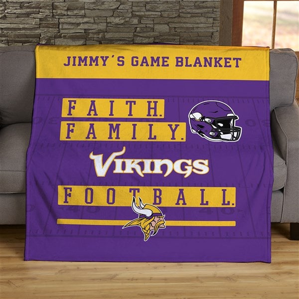 NFL Minnesota Vikings Helmet Personalized 50x60 Sherpa Blanket